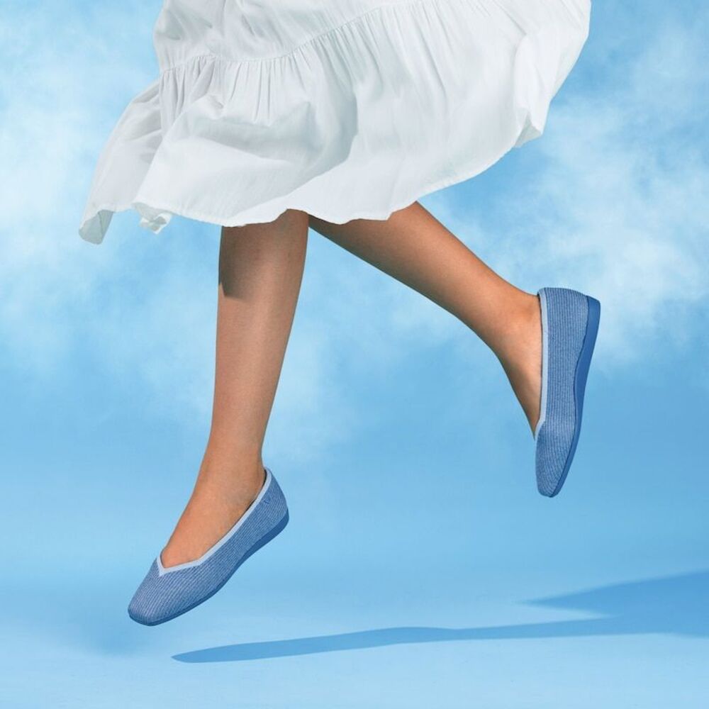 VIVAIA Lightweight Square-Toe V-Cut Flats‎ (Margot Walker) size EU38 US7.5